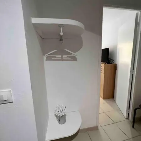 شقة La Maison Jaune